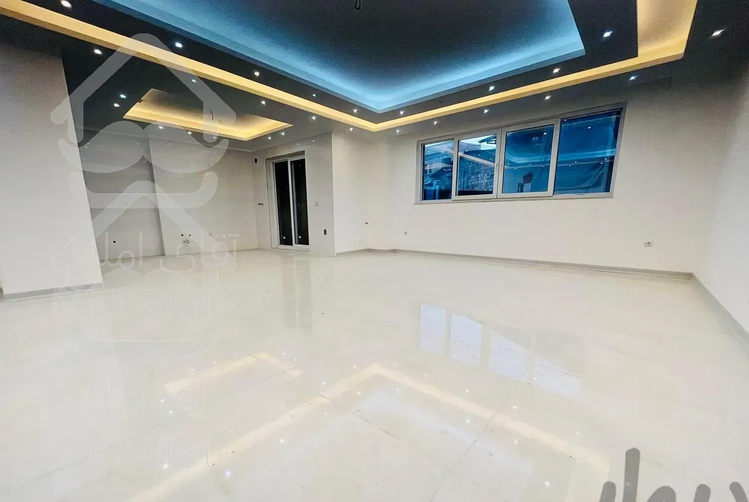 فروش آپارتمان ۱۱۱متری دو خواب ‌شیک با لوکیشن قوی