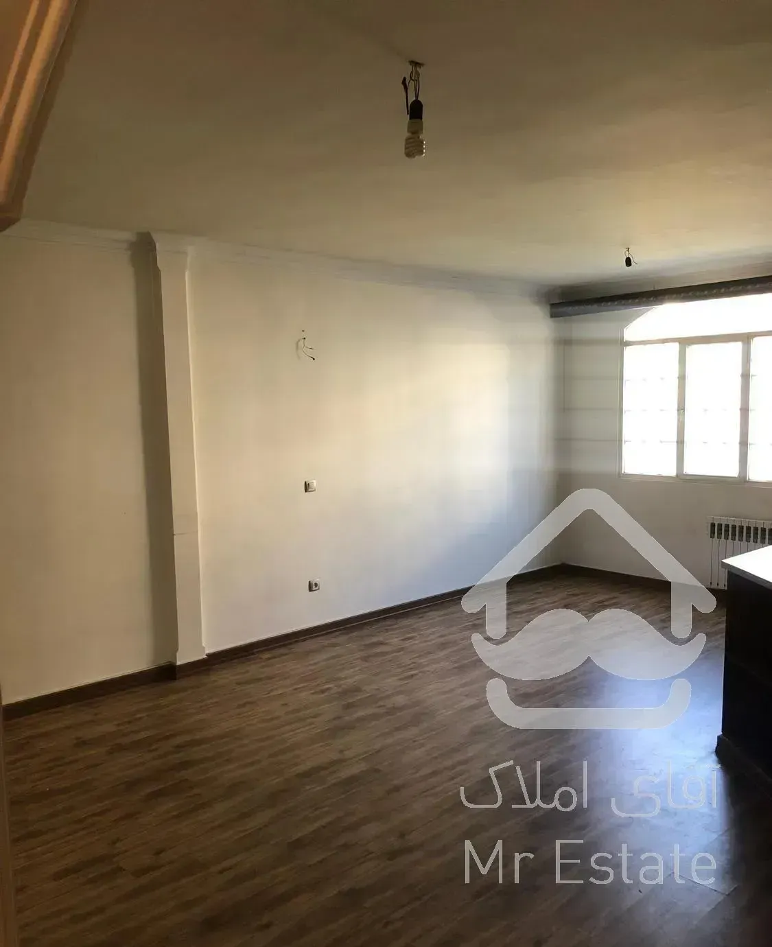 ٨٥ متر دو خوابه لویزان نورگیر (بازسازى شده)