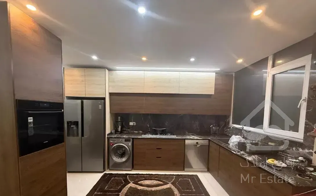 آپارتمان ۸۵ متری بازسازی شده