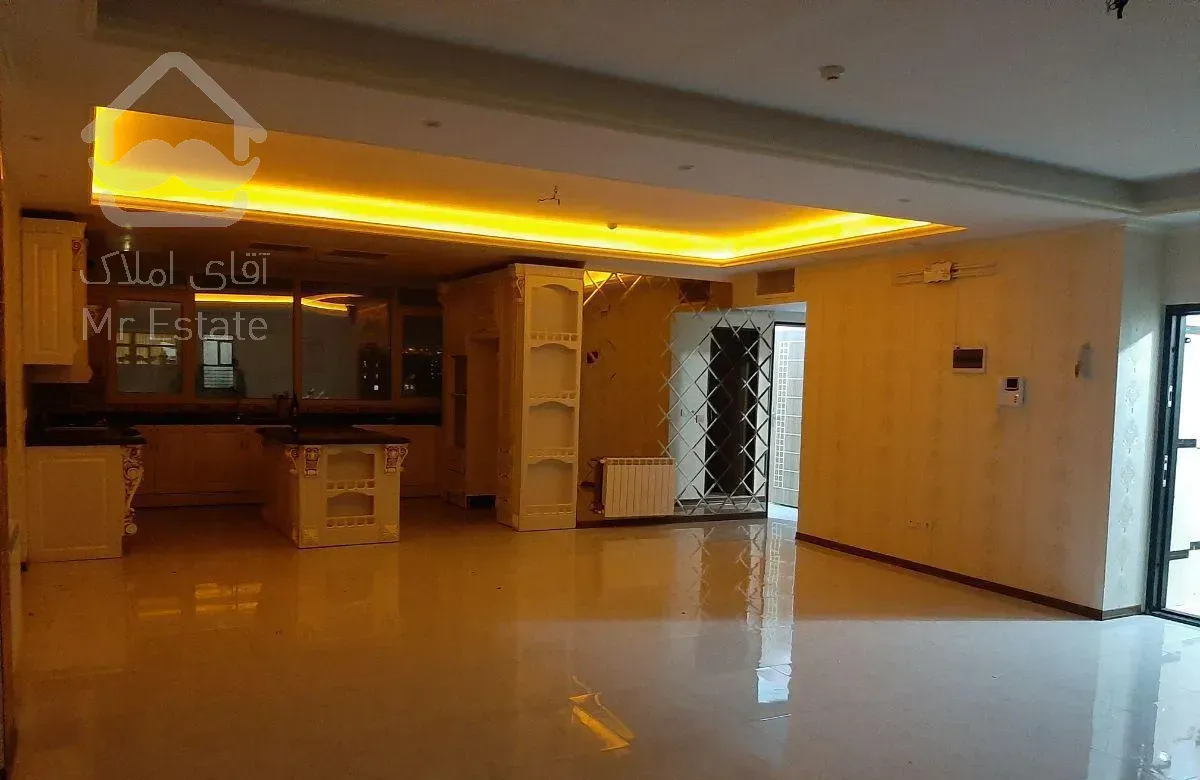 اپارتمان ۱۲۶مترشیک