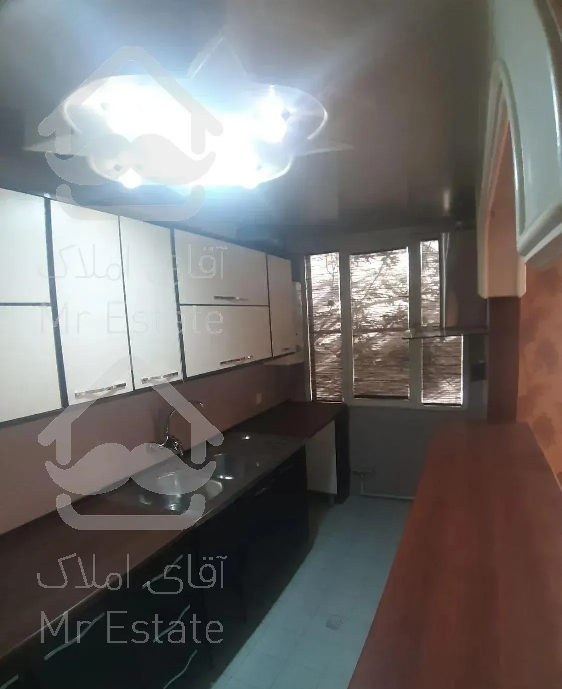 48 متر  طبقه اول پارکینگدار