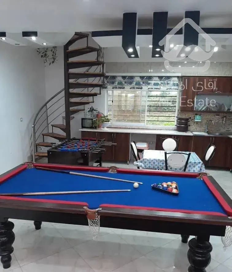 ویلاباغ.استخردارسه خواب فول امکانات.خالی