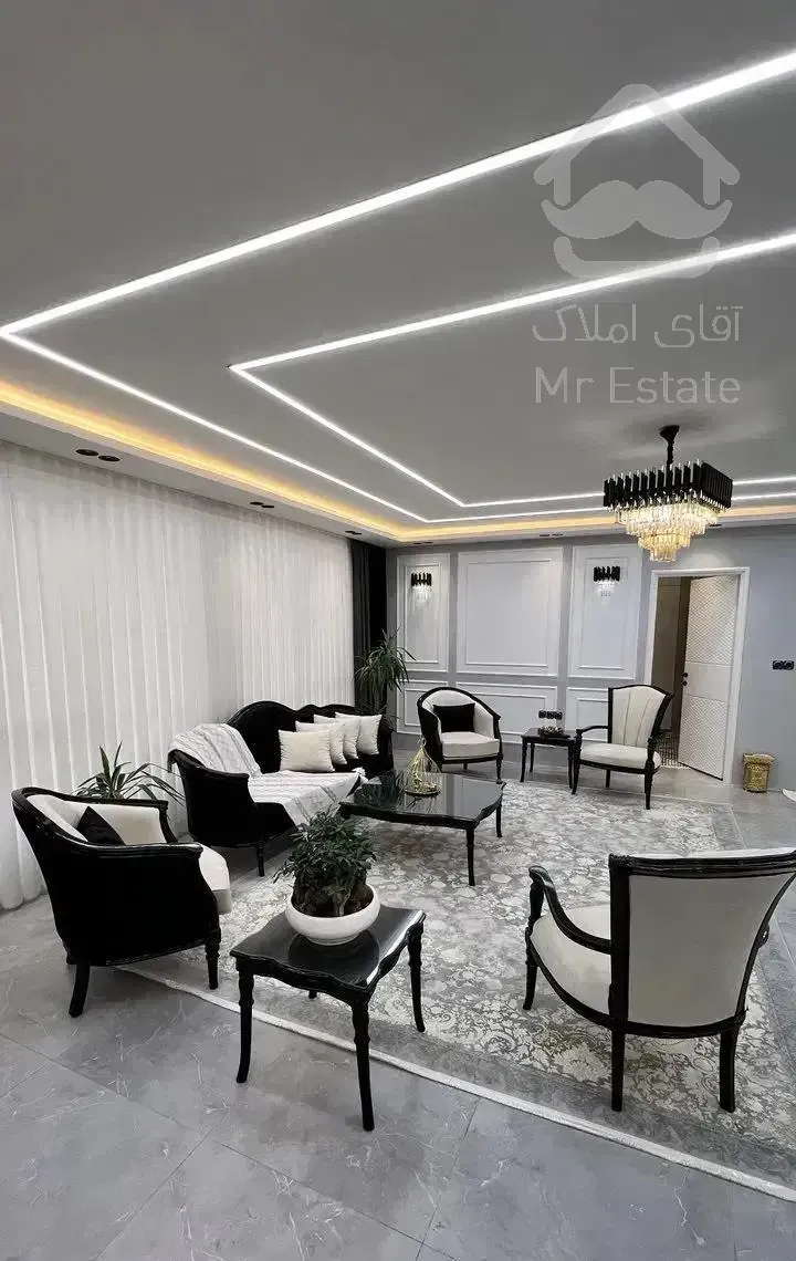 آپارتمان ۱۲۰متری سند دار تک برگ خیلی شیک باپشت بام