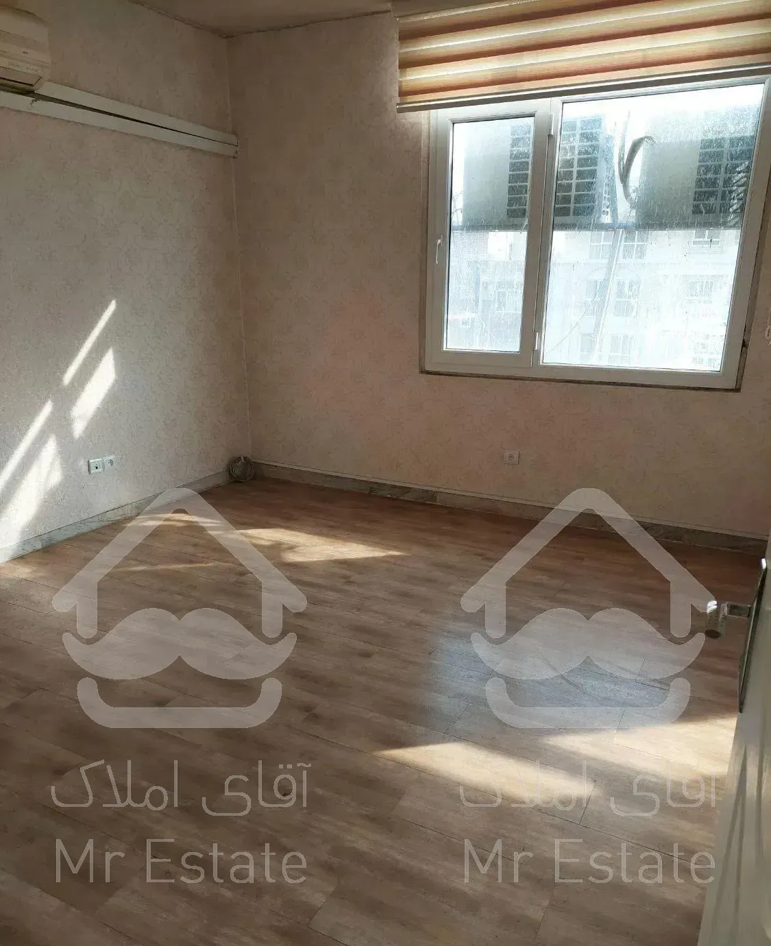 آپارتمان۱۴۰متری۲خواب فاطمی سیندخت