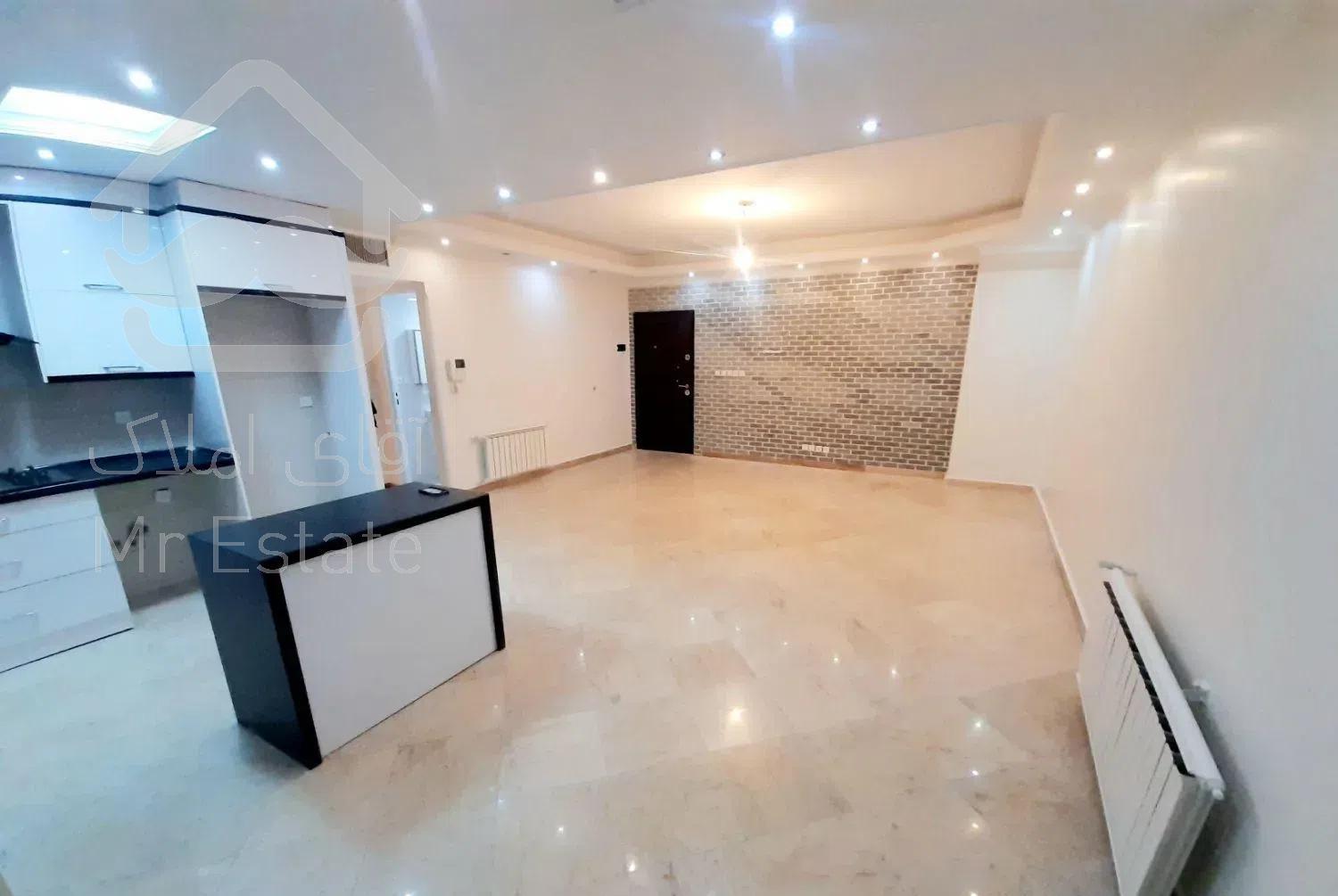 ۷۷متر/سالن‌پرده‌خور/۱۰واحدی/۱۰ساله/فول‌امکانات