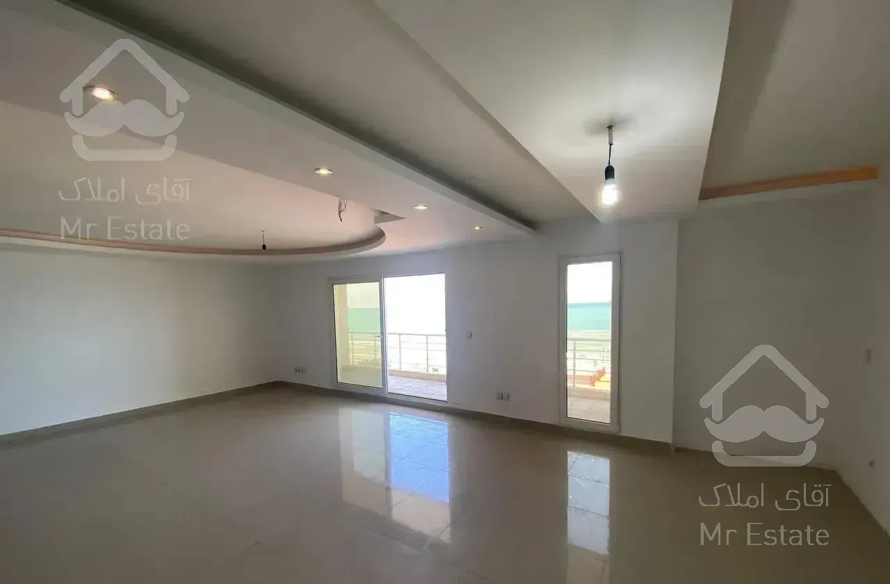 آپارتمان پلاک اول ساحل ۱۲۵ متری شهرکی شهری