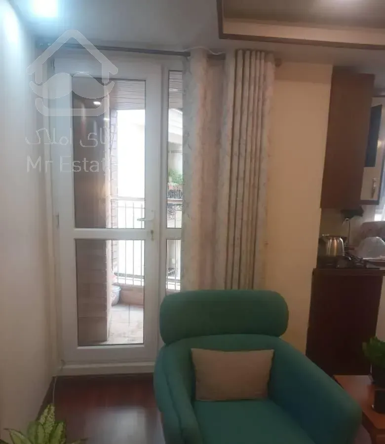 فروش آپارتمان ۸۰ متری ۲ خوابه در حکمت