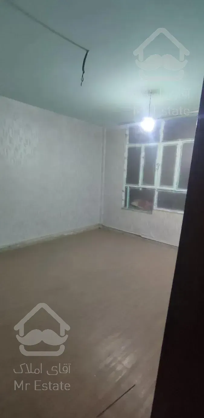 واحد 67 متری اول نادری