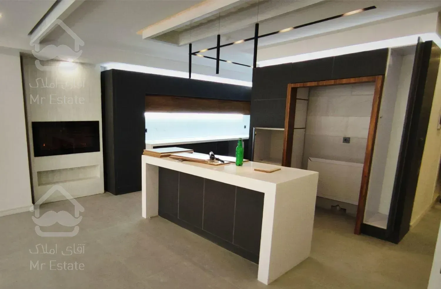 ۲۱۵ متر آپارتمان  بزرگ باغ دریاچه