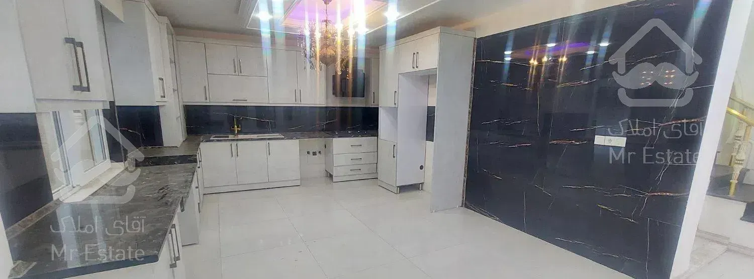 فروش ویلای نوساز۲۴۰متری