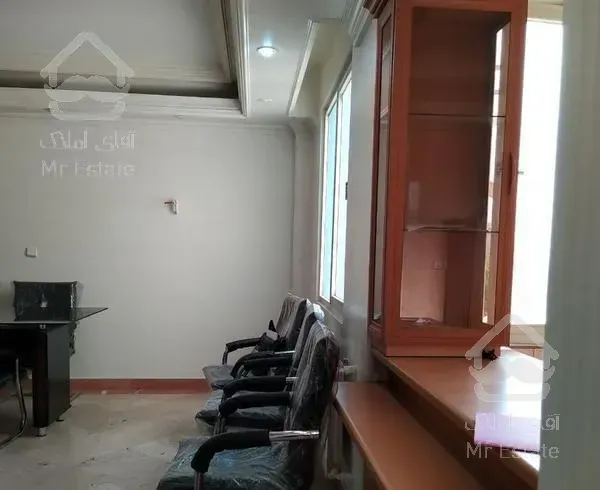 اتاق اداری مبله با تراس و نور