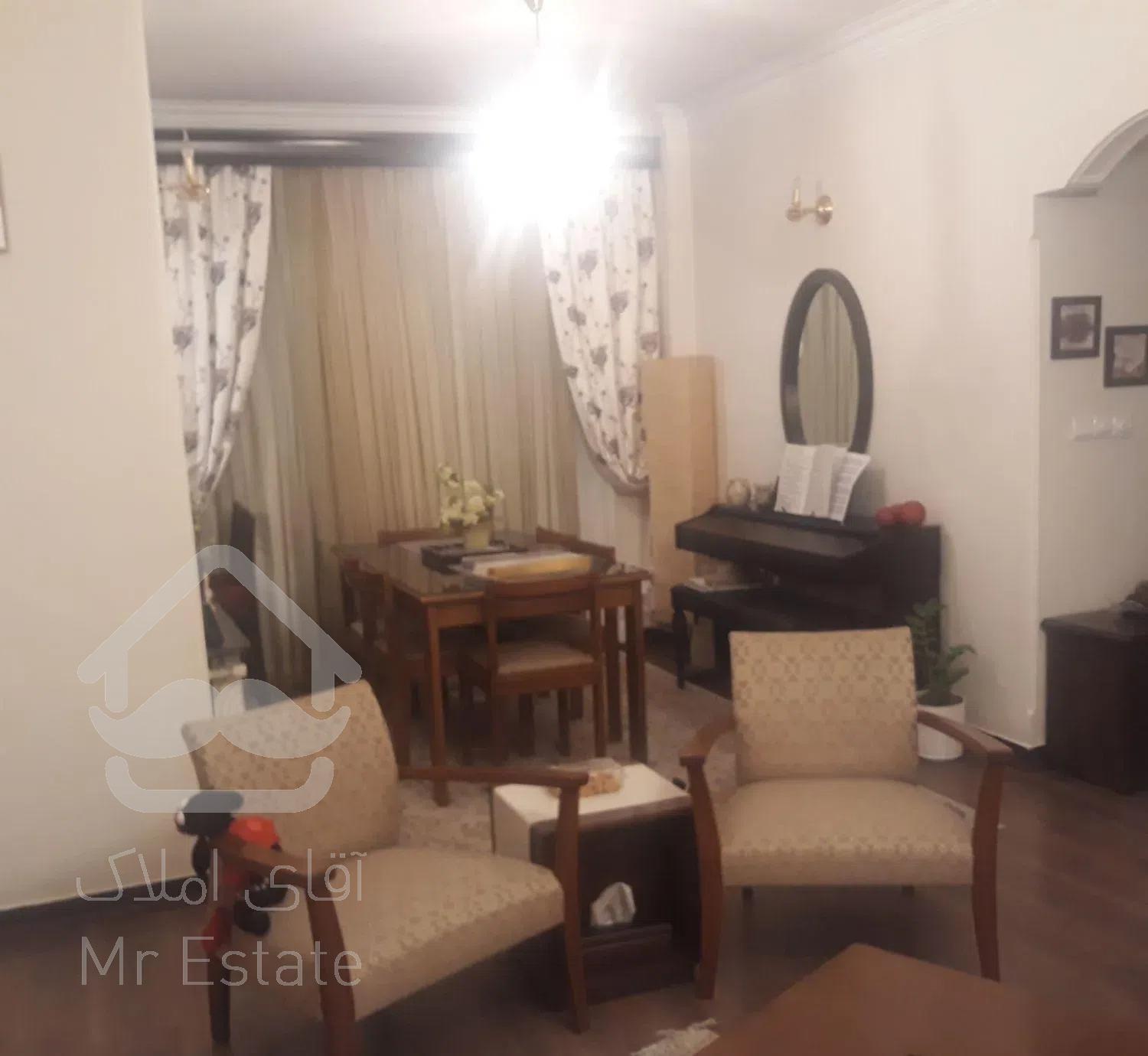 ۶۲ متر ۱ خوابه فول امکانات در بیمه اکباتان