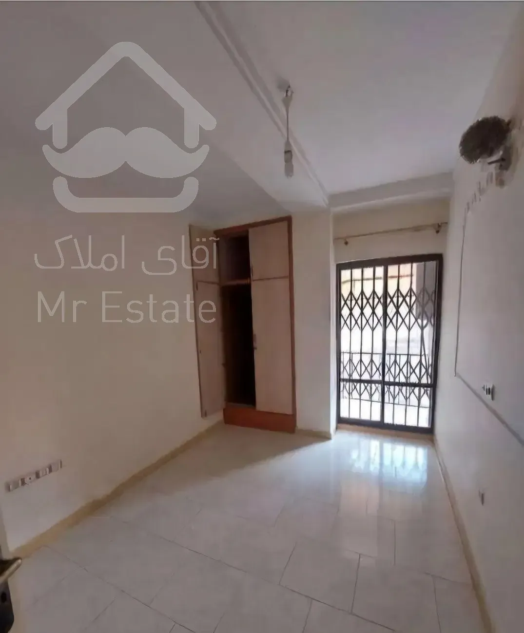 یک واحد آپارتمان ۸۰ متری، ۲ خوابه، ابتدای گلسرخی