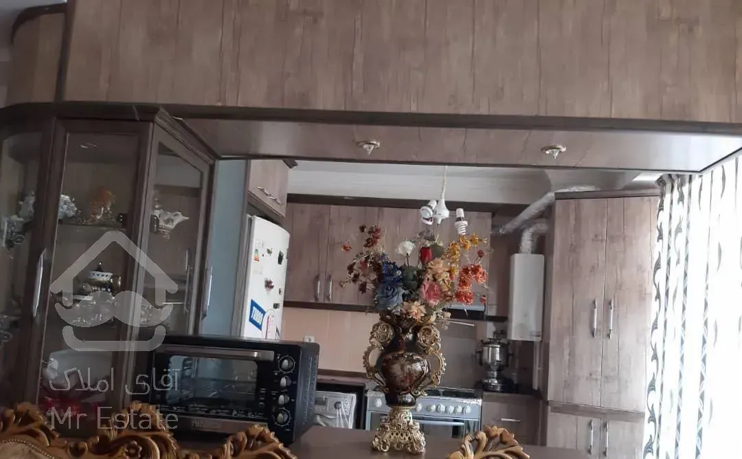 آپارتمان ۱۰۱ متر نیروهوایی اندیشه هاشم زاده