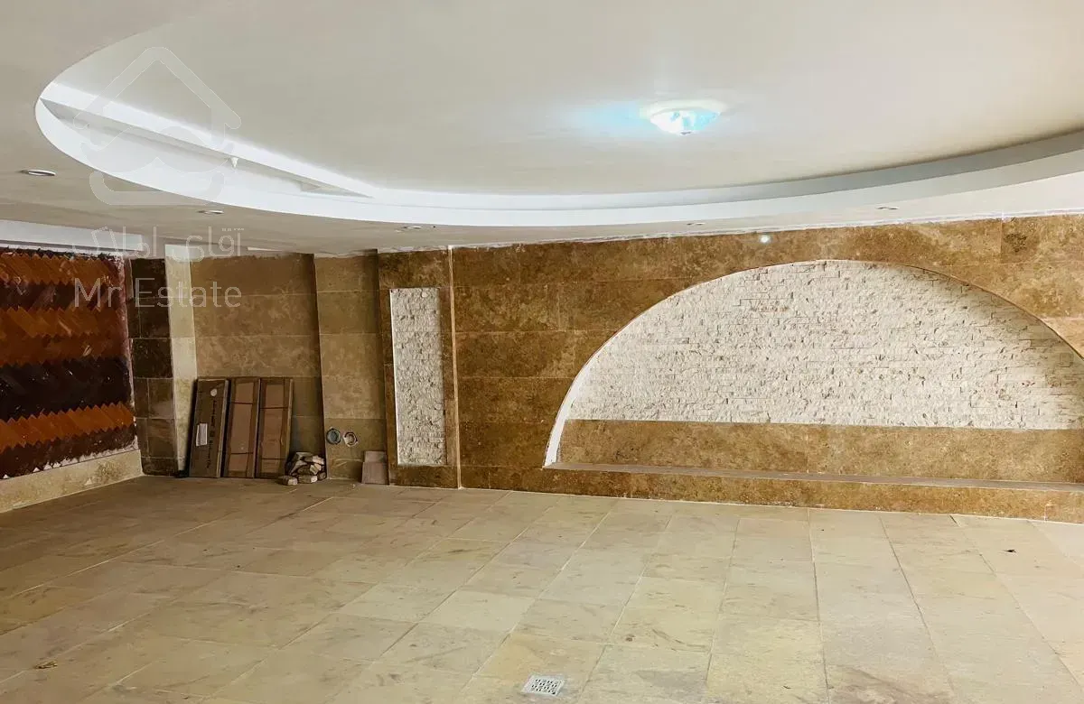 آپارتمان تک واحدی  ۱۱۷ متری نوساز کلید نخورده