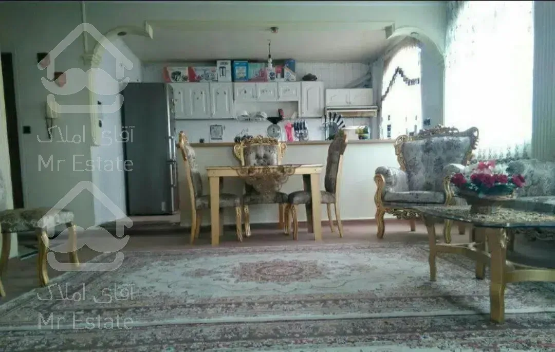 ۷۵ مترآپارتمان تک واحدتراس دار/اسکندری