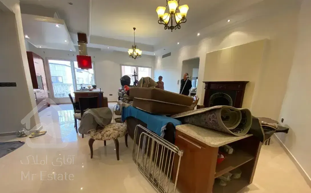 ۱۲۰ متر طبقه ۴ فول امکانات