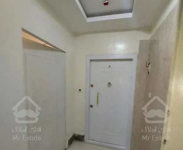 آپارتمان ۱۱۰ متری / دو خواب / صادقیه