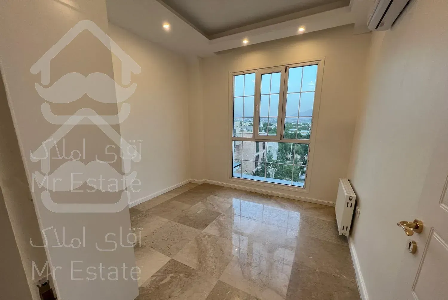 لواسان ۲۰۰ متر نوساز با ویوو