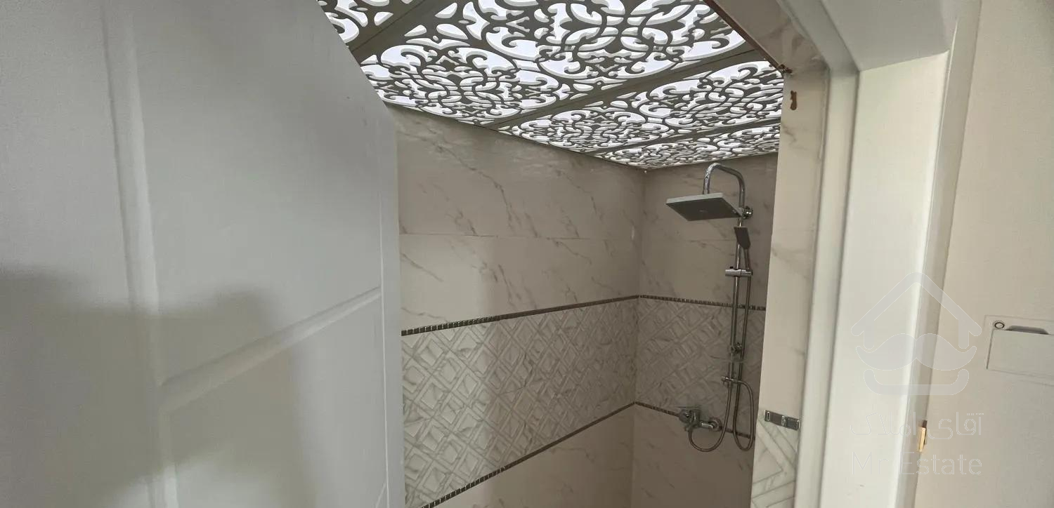 ۶۹ متر شهرک  همیشه سبز صدرا فروش