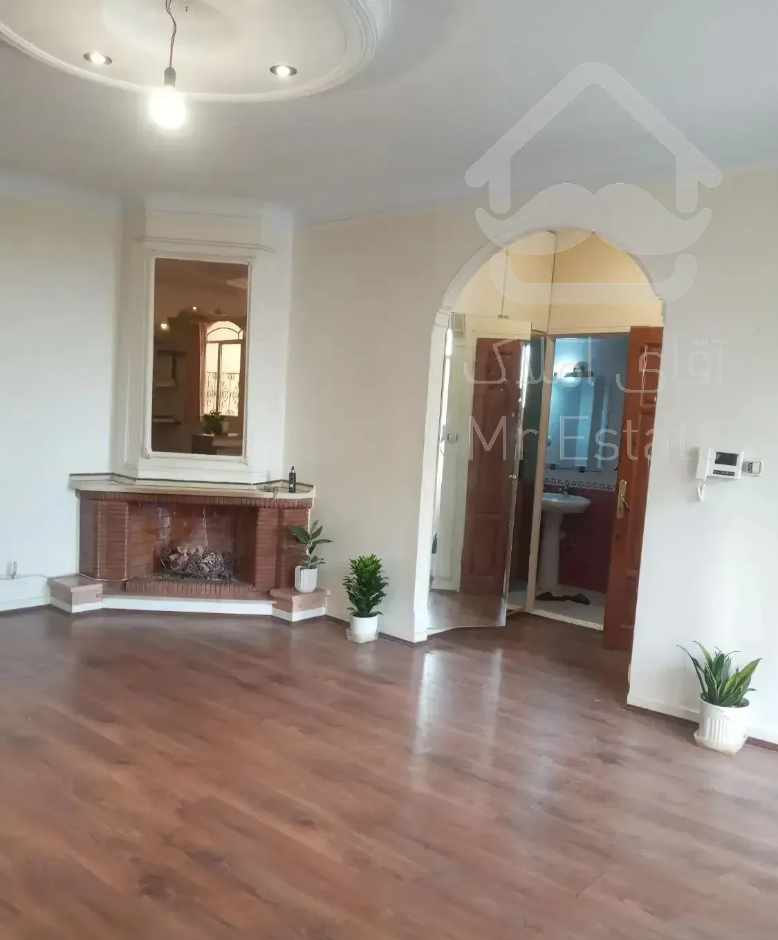 ۱۰۵ متر - دو خواب - امکانات کامل