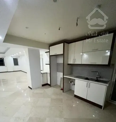 فروش آپارتمان ۱۰۵ متر کلیدنخورده‌در صادقیه