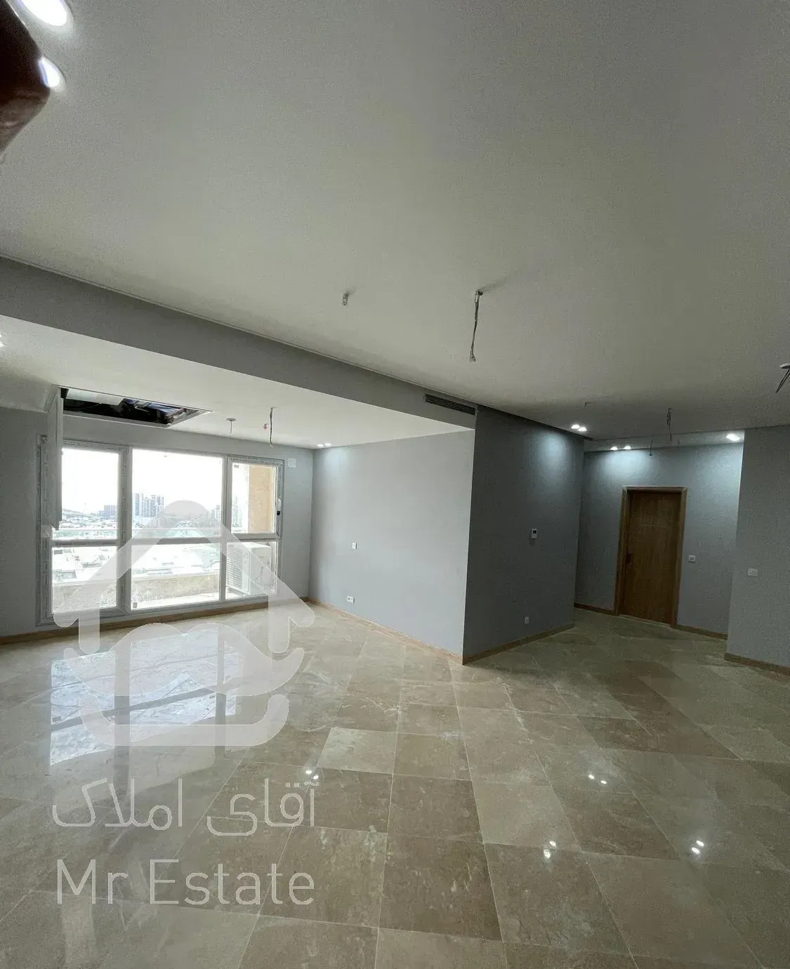 ۱۰۷متری ویوابدی تراس وسیع سعادت آباد