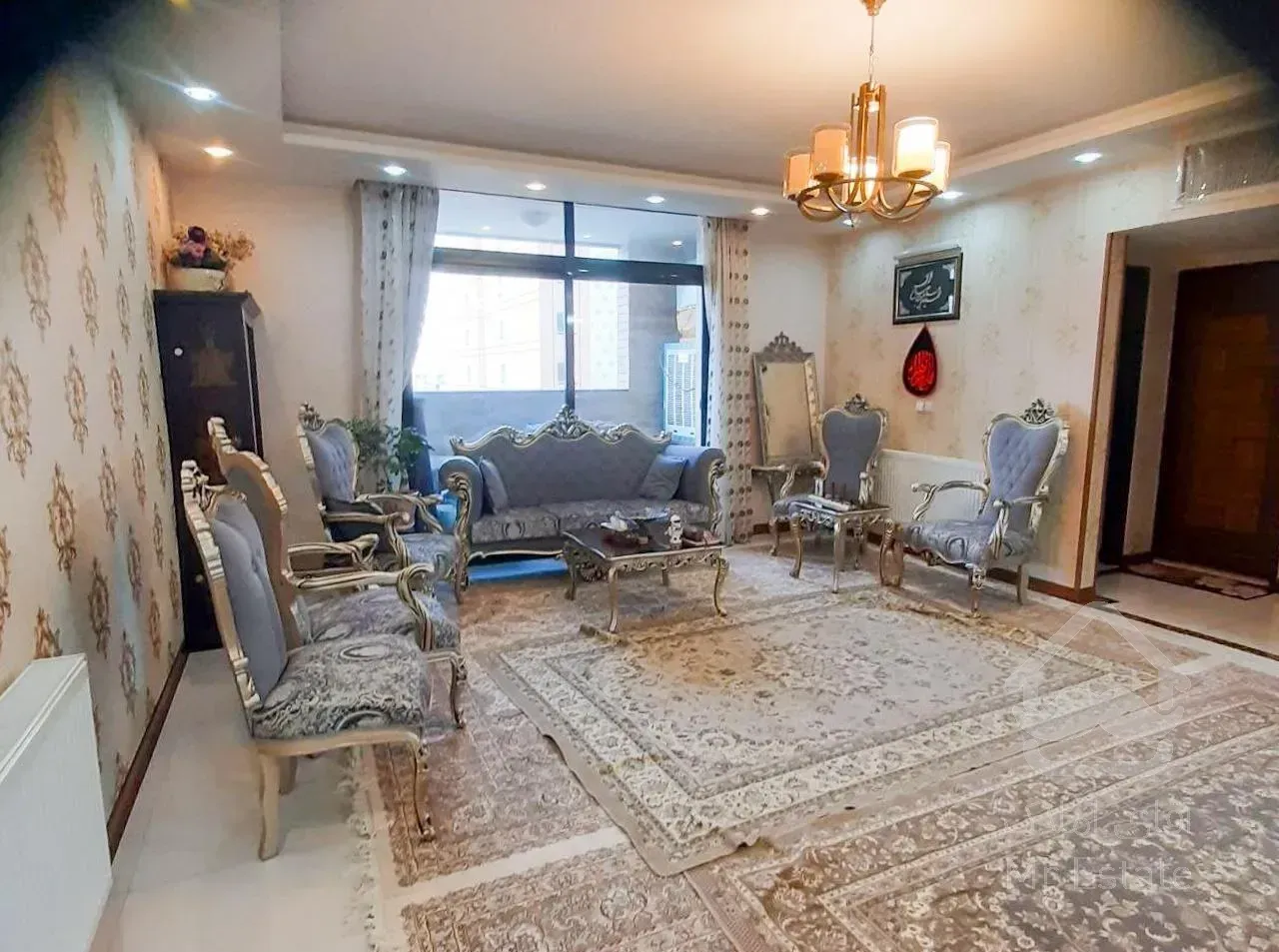 آپارتمان نوساز ۱۱۰ متر خیابان فلاطوری