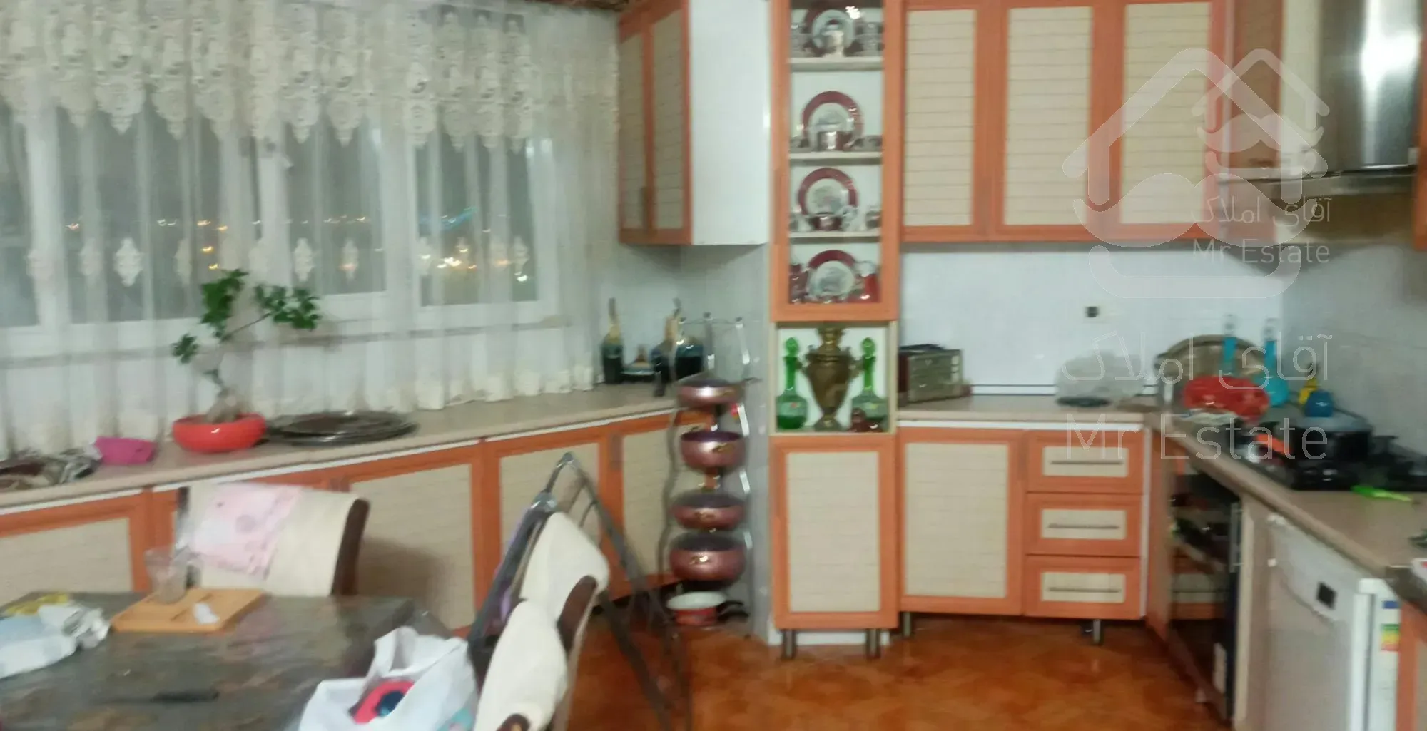 اپارتمان ۱۷۵ متره