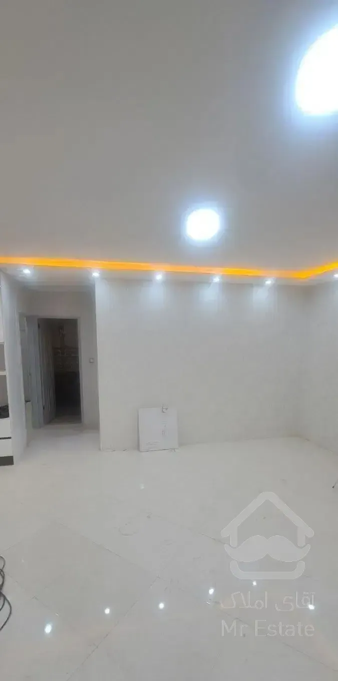 واحد ۸۳ متری خیابان اصفهان فقط با ۳۷۰۰ خرید کن