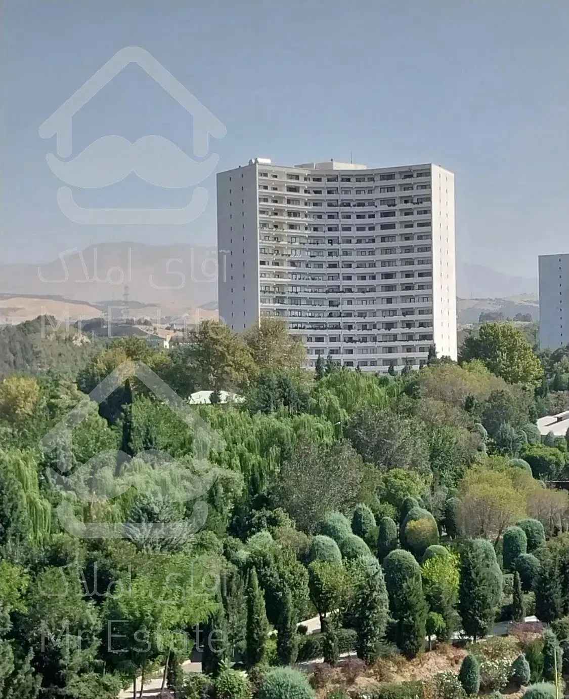 آپارتمان 131 متری 2 خوابه ویو ابدی بدون مشرف