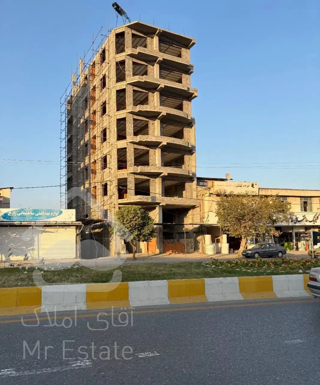 ساختمون۲۲۰متری باویوابدی دربهترین لوگیشن