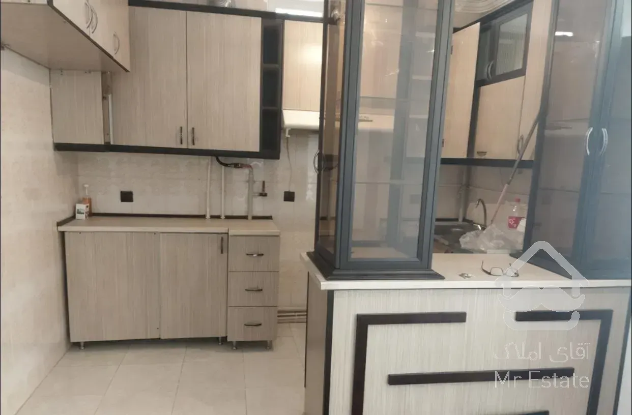 آپارتمان در چهارراه لاله میدان امام حسین