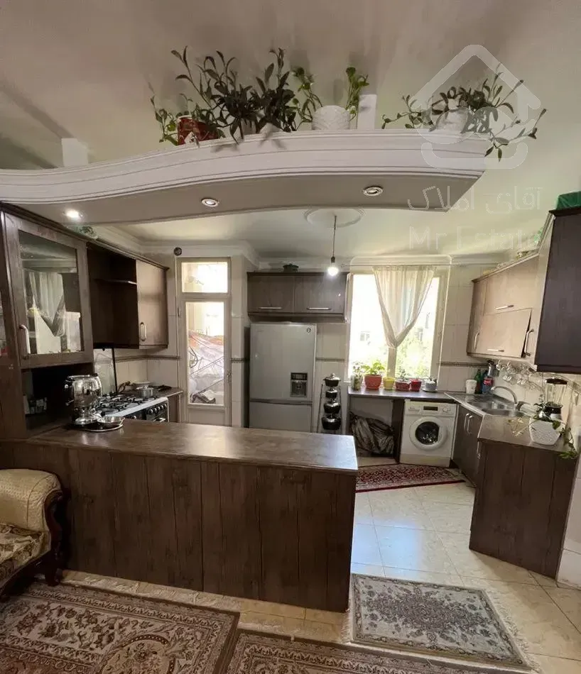 ۶۵ متر ، دو خواب ، پارکینگ ، انباری ، آسانسور