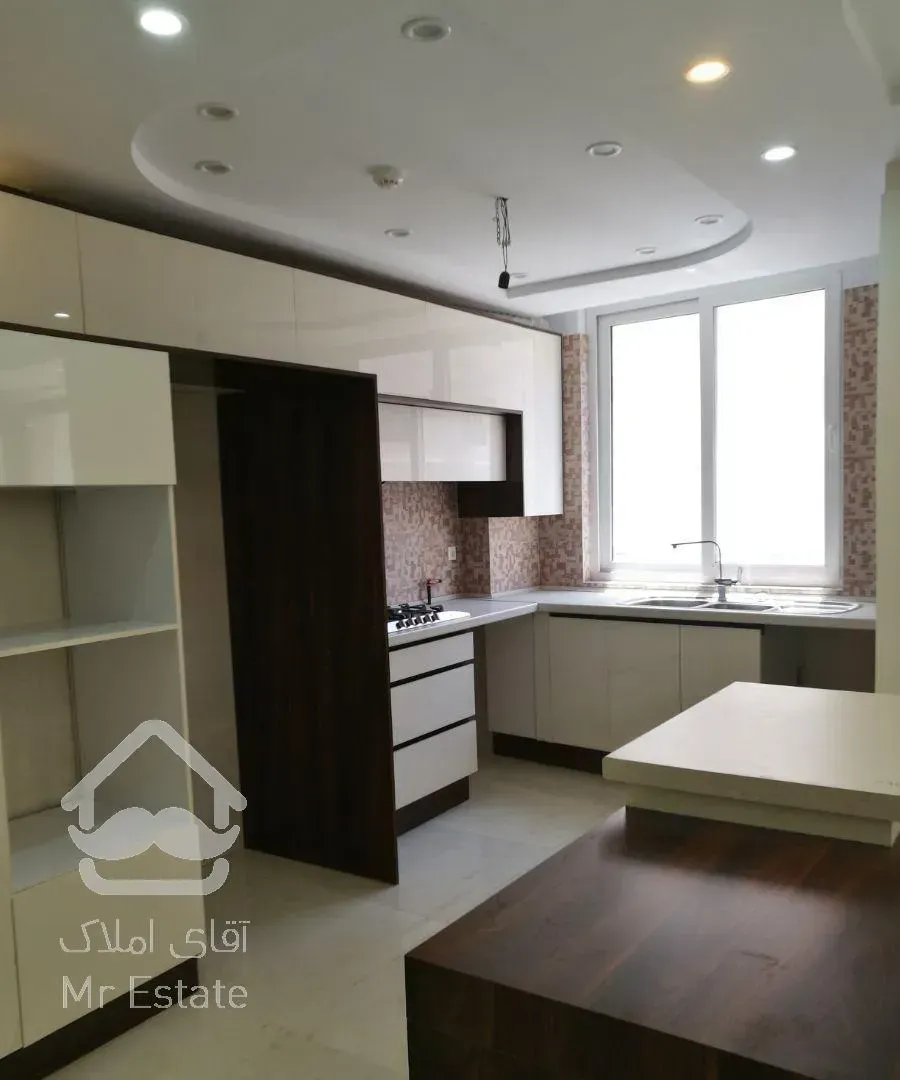 ۱۱۴ متر نوساز پاتریس