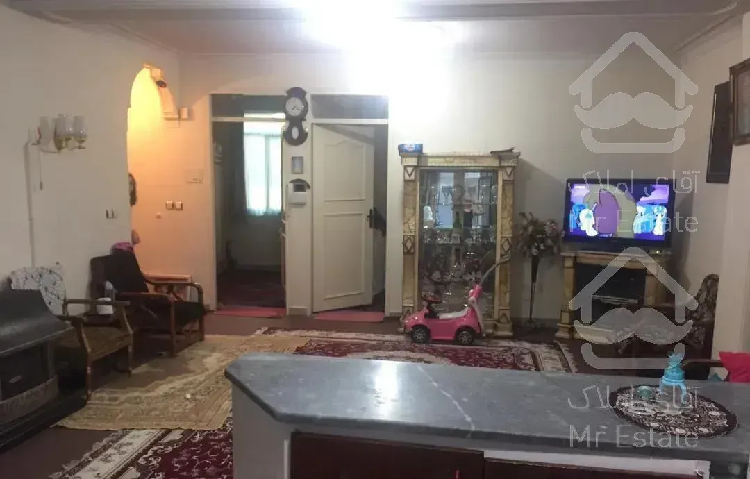 اپارتمان ۷۰متری  دو خوابه تخلیه دربریانک