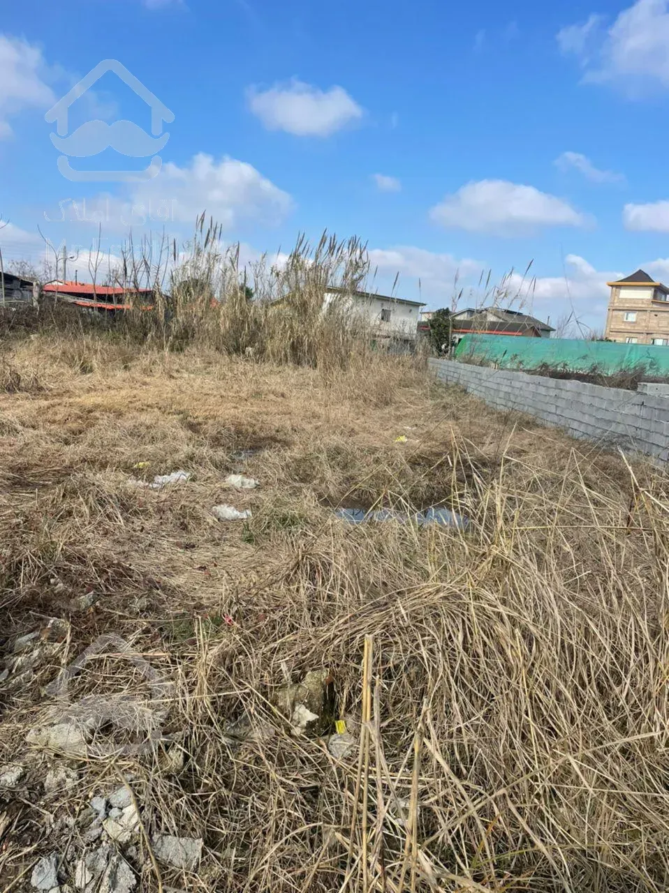 فروش فوری ۳۰۰مترزمین مسکونی مدارک تکمیل