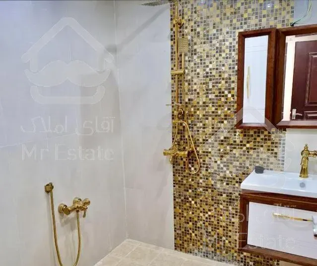 آپارتمان ۱۸۶متری نوساز لوکس در شمال کاشانی