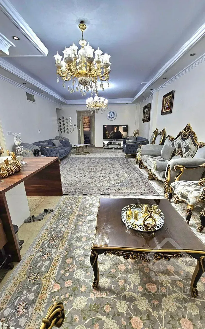 ۱۱۴ متر ۳ خوابه فول تک واحد