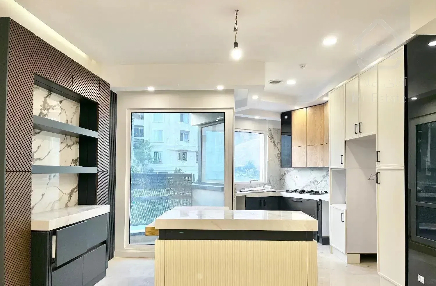 ۱۰۰ متر فرصت طلایی/تنها واحد باقیمانده