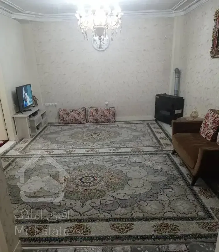 ۴۸ متر/۳طبقه تکواحدی/تکخواب