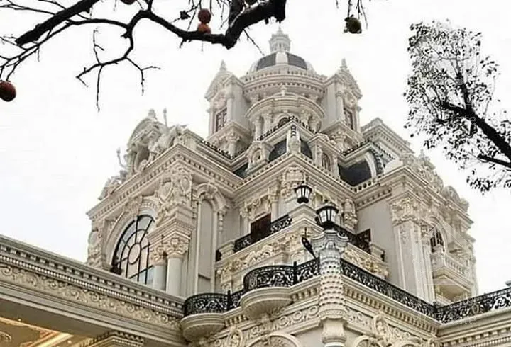 اپارتمان 100 متری / رو به افتاب /سازه ایی برند