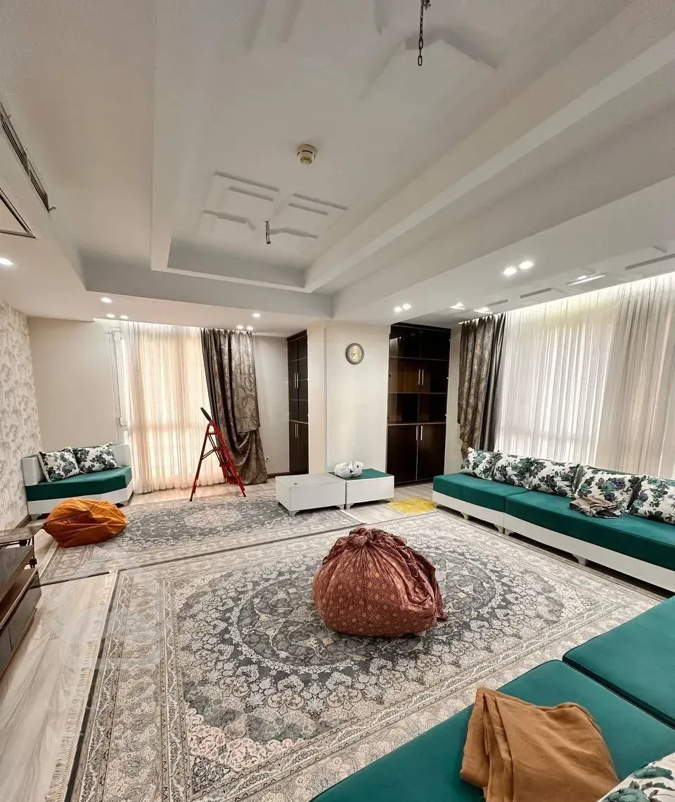 اجاره واحد۱۳۵متری/۳خواب پنجره قدی پارسیا نورگیر