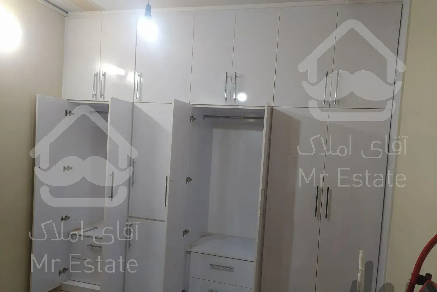 ساخت انواع کابینت وکمد دیواری