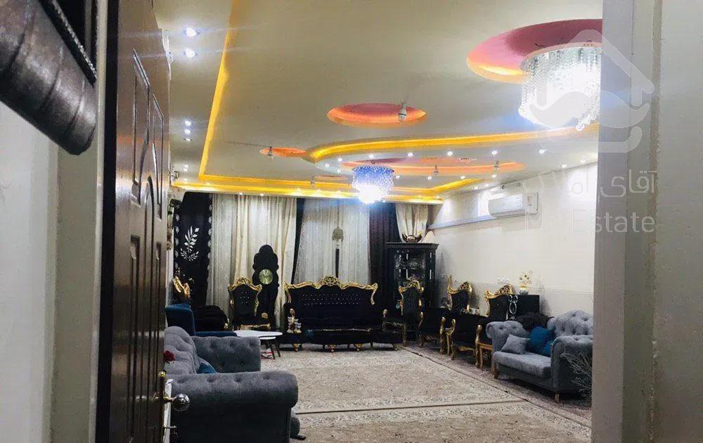 خانه ویلایی  سه طبقه  شهرک گلستان  (راه آهن)