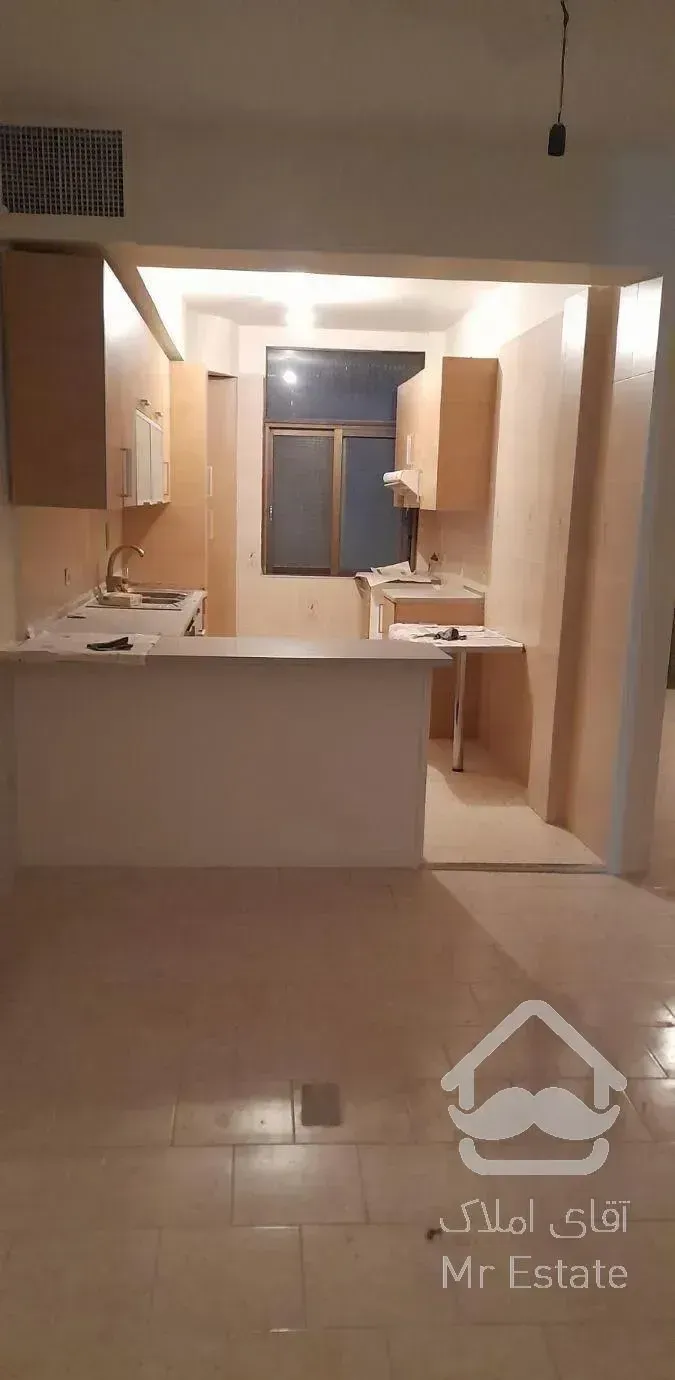 مجیدیه جنوبی 65متر 1خوابه،طبقه دوم(حاجی پور)