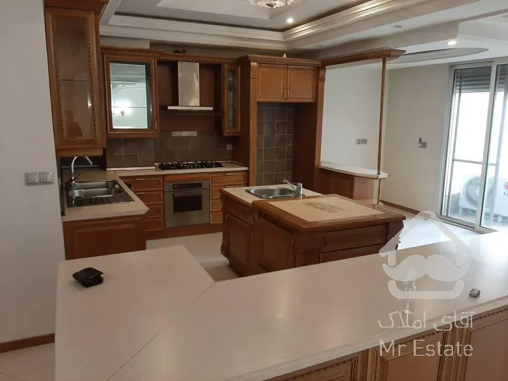 اجاره و رهن آپارتمان فرشته 210  متر شیک