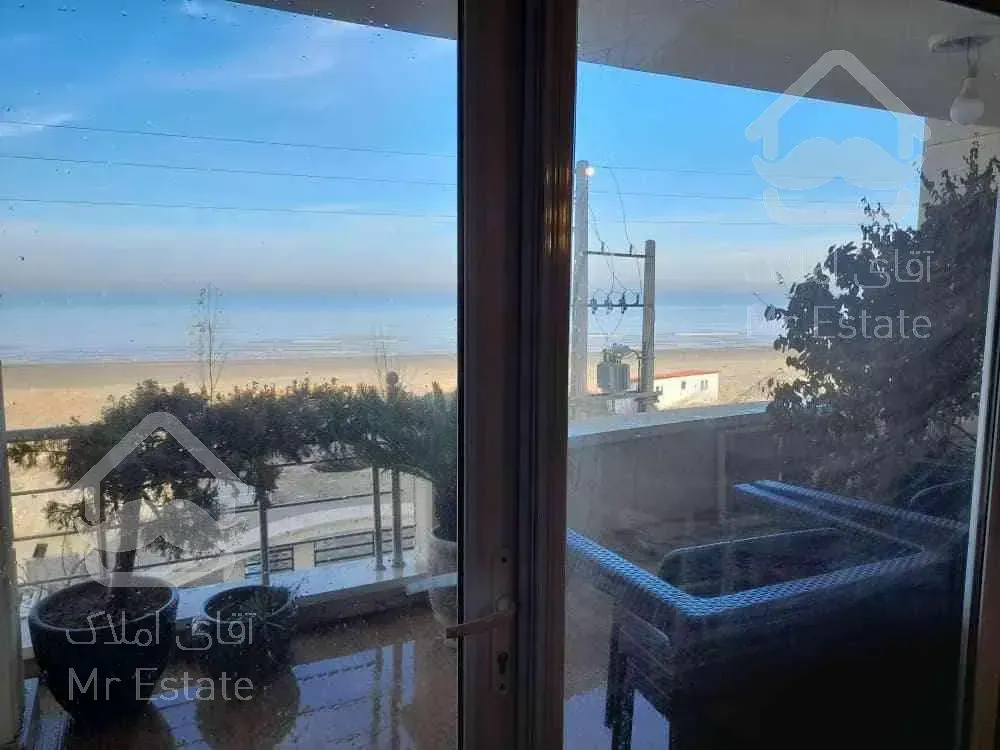 خرید آپارتمان چسبیده به دریا سرخرود