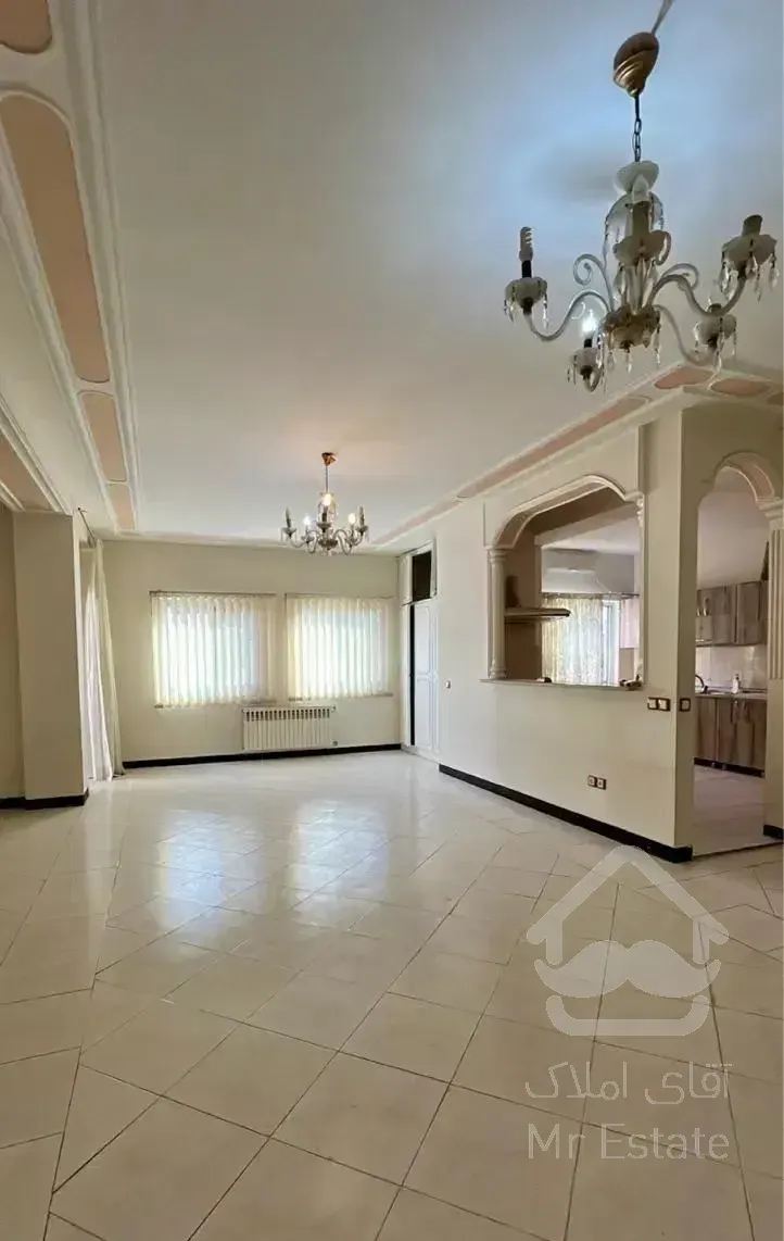 میدان ارم ۳ خوابه ۱۸۰ متری شیک ‌خوش‌نقشه تخلیه