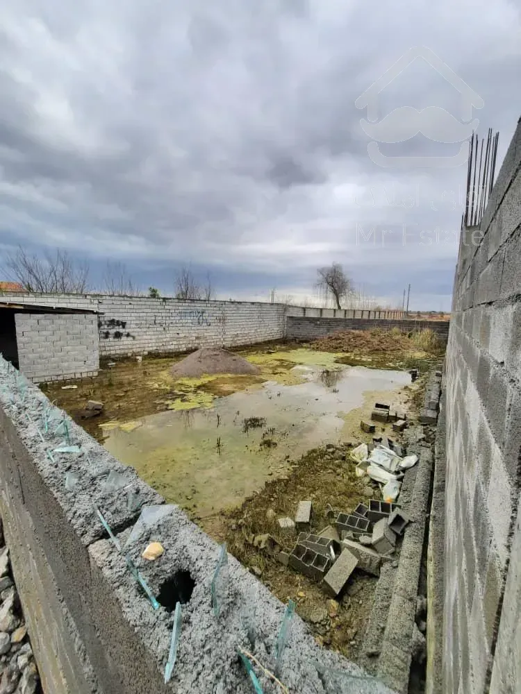 زمین ۳۰۰متری زیرقیمت